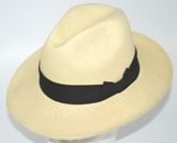 Kangol, Fléchet, chapeaux et casquettes, modèle   Panama bord baissé avec galon